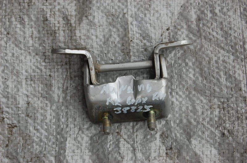 Петля двери верхняя задняя правая MURANO Z50 02-07 Петля двери верхняя задняя правая MURANO Z50 02-07