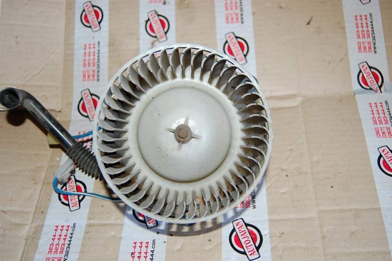 Моторчик печки 929 HC 86-91