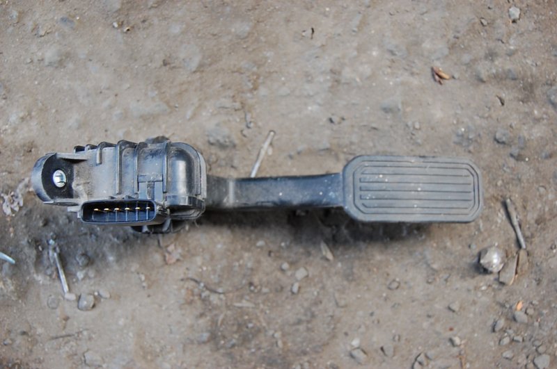 Педаль газа LEXUS GX470 02-09 78120-60350 Б/У