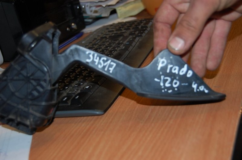 Педаль газа TOYOTA LAND CRUISER PRADO 120 02-09 Б/У