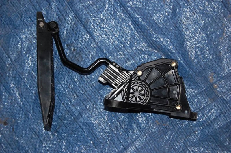 Педаль газа CIVIC 5D 06-11