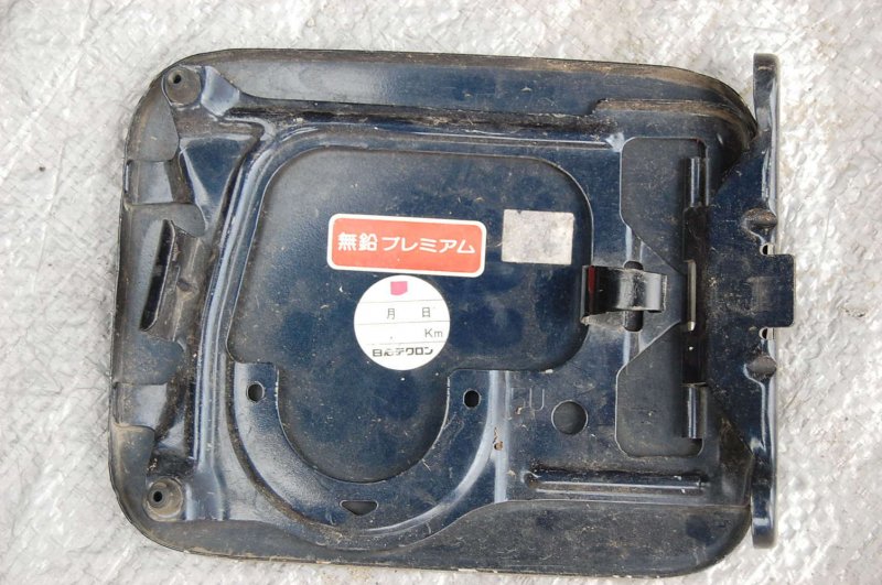 Лючок топливного бака NISSAN MAXIMA A32 94-99 Б/У