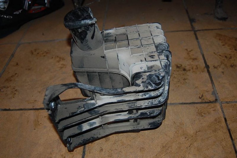 Резонатор воздушного фильтра 6 GG 02-07