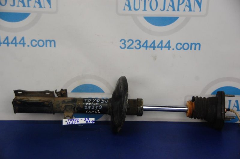 Амортизатор задний левый CAMRY 30 02-06 Амортизатор задний левый CAMRY 30 02-06