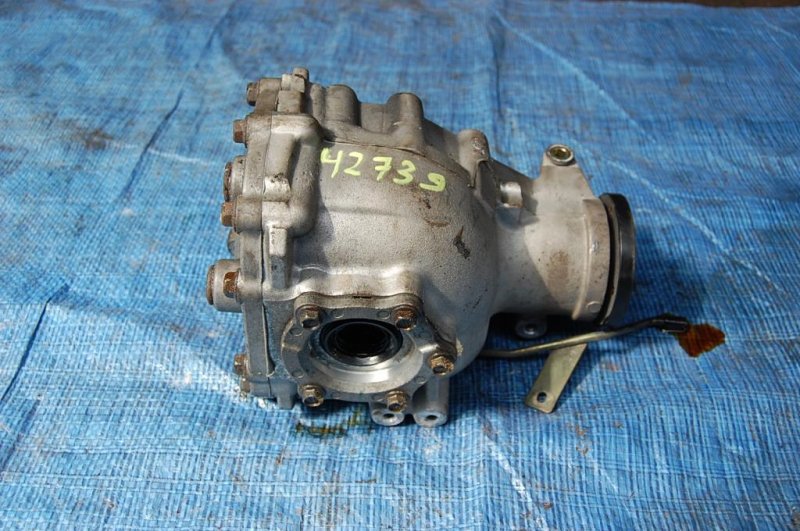 Редуктор передний M35/M45 04-10