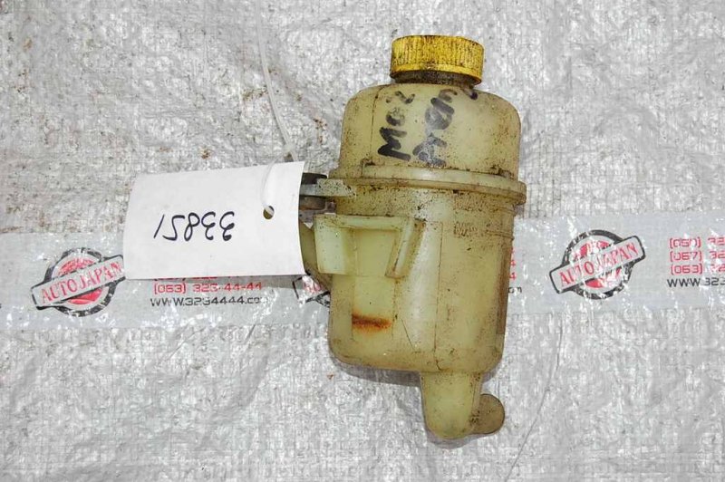 Бачок ГУР MAZDA PREMACY 98-03 B25D-32-690A Б/У