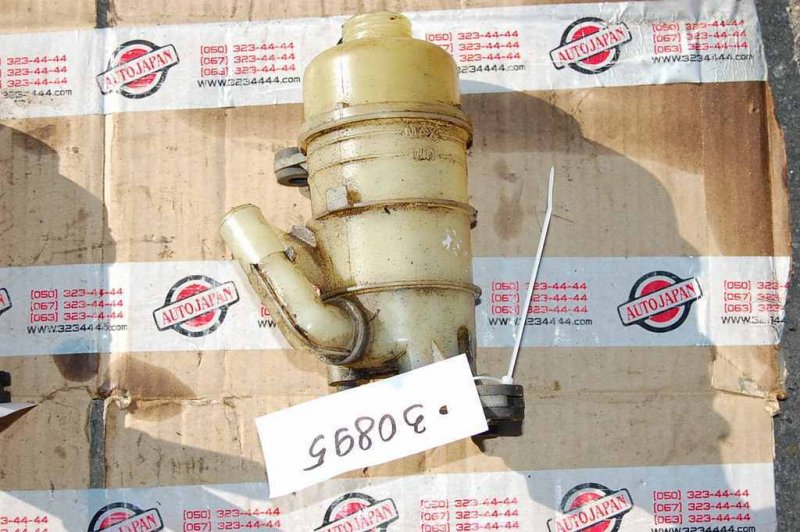 Запчасть бачок гур MAZDA XEDOS 9 X9 (TA) 93-02 Б/У Бачок ГУР MAZDA XEDOS 9 X9 (TA) 93-02 Б/У