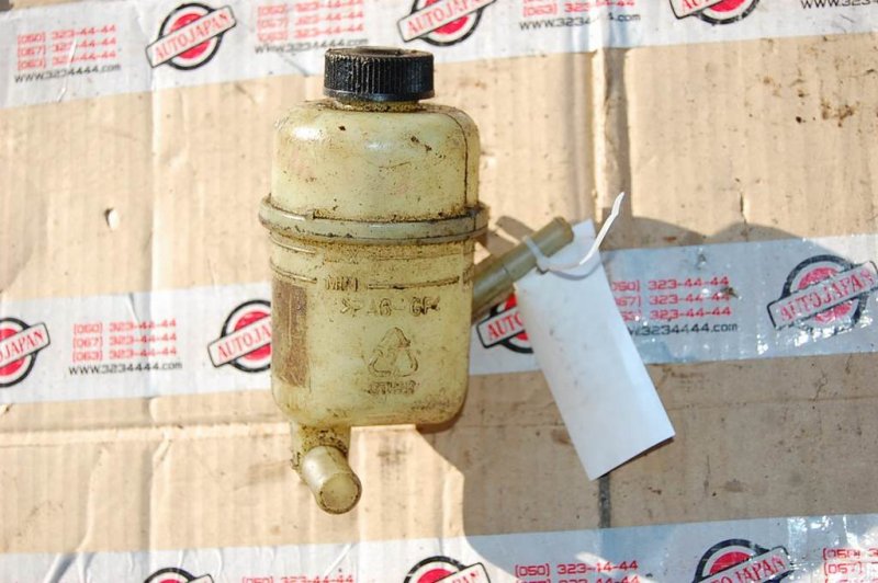 Запчасть бачок гур MAZDA 323 BJ 98-2003 GE6S-32-690 Б/У Бачок ГУР MAZDA 323 BJ 98-2003 GE6S-32-690 Б/У