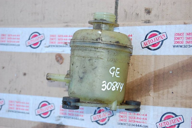 Запчасть бачок гур MAZDA 626 GE 91-97 Б/У Бачок ГУР MAZDA 626 GE 91-97 Б/У