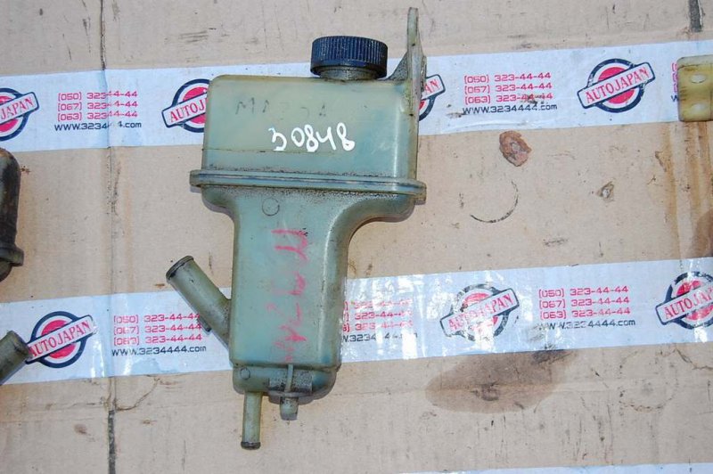 Запчасть бачок гур MAZDA 626 GD 87-91 G211-32-690B Б/У Бачок ГУР MAZDA 626 GD 87-91 G211-32-690B Б/У