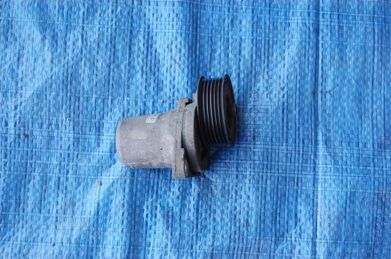 Натяжитель ремня генератора CX-7 06-12