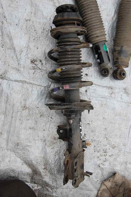 Амортизатор передний левый KIA RIO UB 2011-2017 546501W200 Б/У