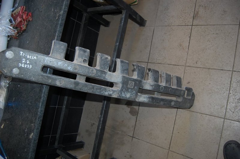 Наполнитель бампера задний SUBARU TRIBECA B10 07-13 57705XA04A Б/У