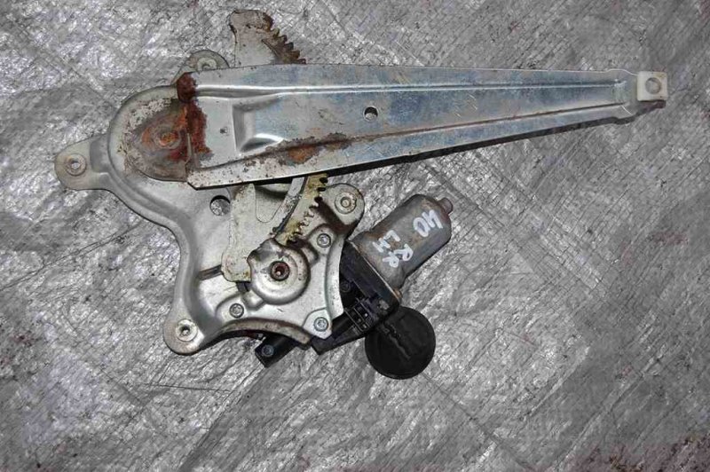 Стеклоподъемник задний левый TOYOTA CAMRY 40 06-11 69804-33050 Б/У