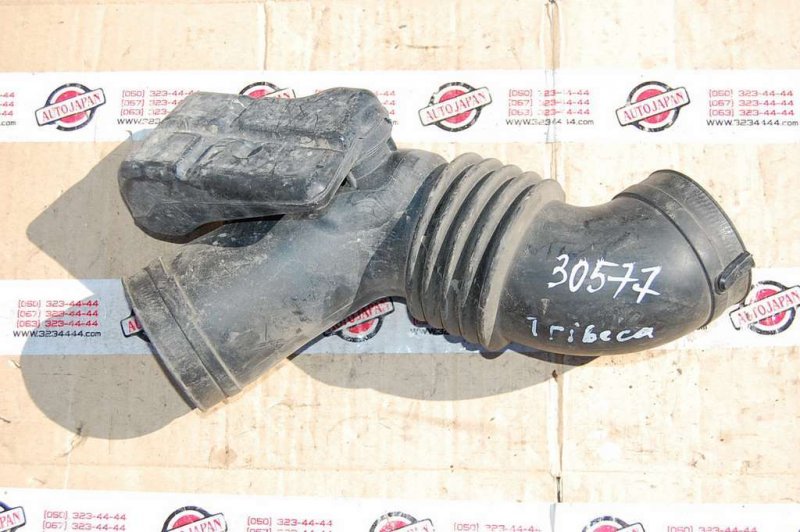 Патрубок воздушного фильтра SUBARU TRIBECA B10 07-13 Б/У