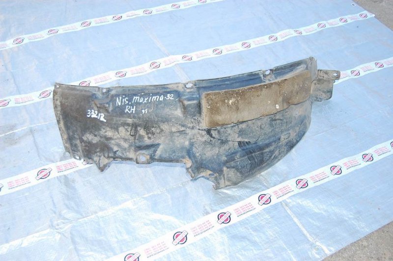 Подкрылок задний левый NISSAN MAXIMA A32 94-99
