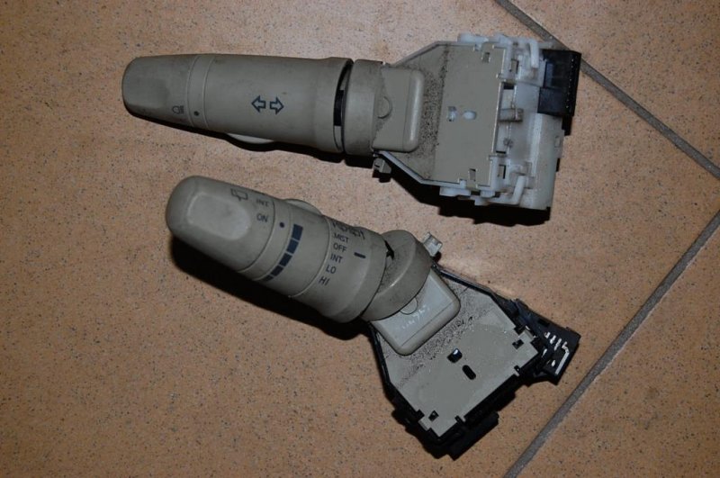 Подрулевой переключатель MICRA 03-11