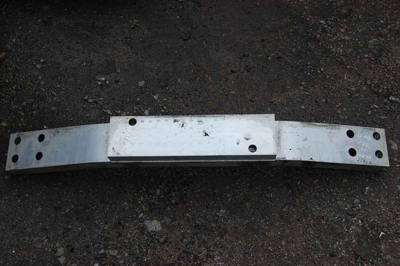 Усилитель заднего бампера INFINITI FX S50 03-08 85030-CZ60A Б/У