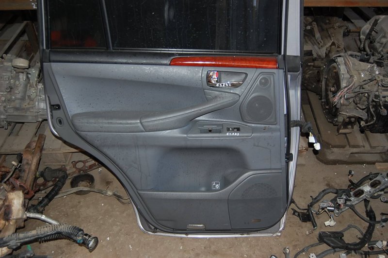 Карта двери задняя левая LEXUS LX570 07-15 67640-60B90-C1 Б/У