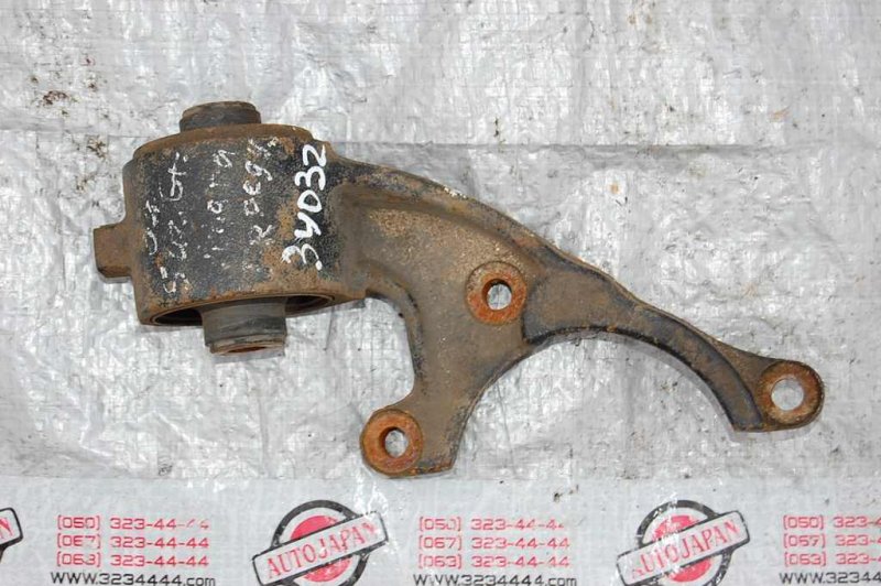 Кронштейн редуктора передний правый SUZUKI GRAND VITARA 05-15 27620-66J22 Б/У