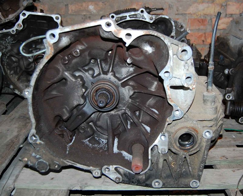 МКПП MITSUBISHI GALANT 87-93 Б/У