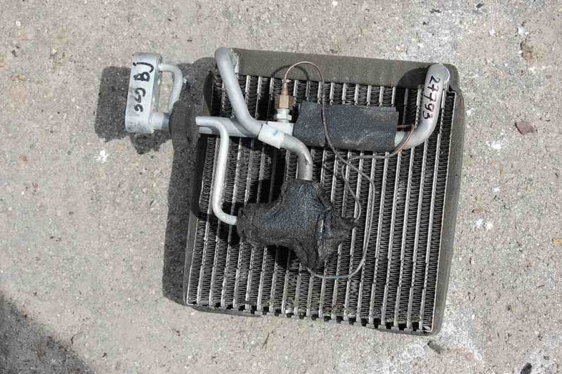 Испаритель кондиционера MAZDA 323 BJ 98-2003 B30E-61-J10 Б/У