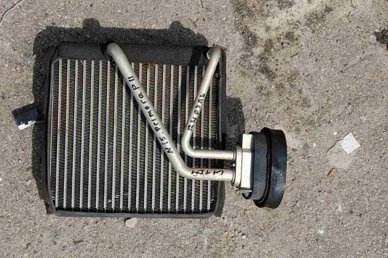 Испаритель кондиционера NISSAN PRIMERA P-11 96-01 Б/У