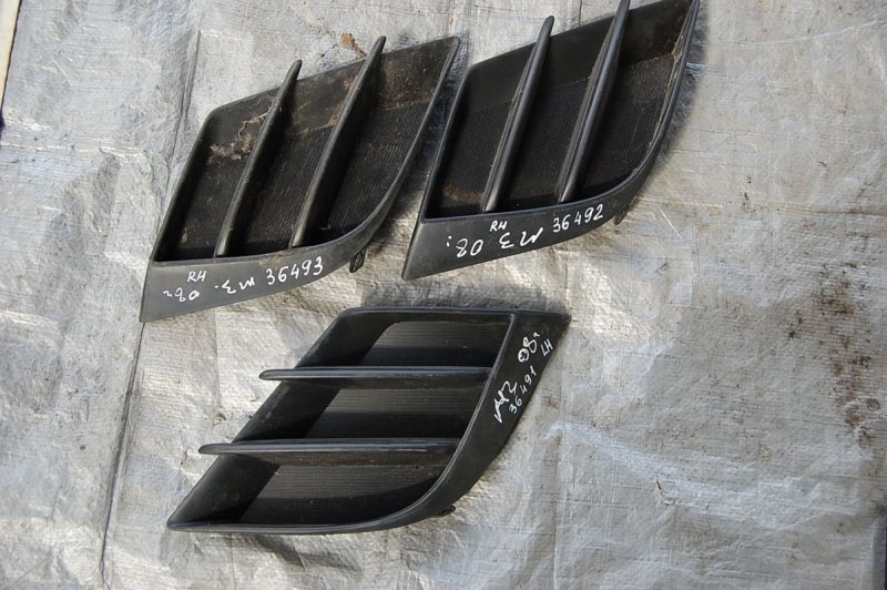 Накладка противотуманной фары MAZDA 3 BL 09-13 Б/У