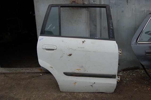 Дверь задняя правая MAZDA PREMACY 98-03 C145-72-020C Б/У