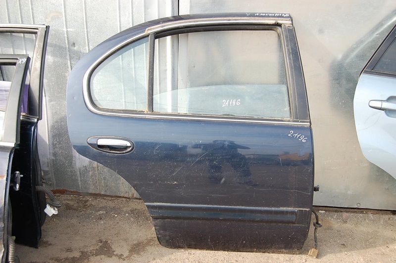 Дверь задняя правая NISSAN MAXIMA A32 94-99 821003L130 Б/У