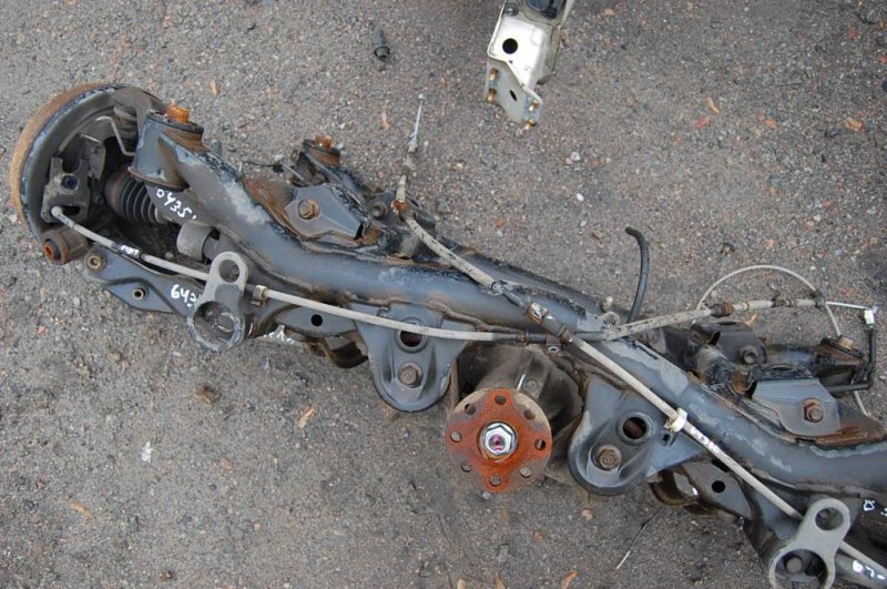 Трос стояночного тормоза SUZUKI GRAND VITARA 05-15 Б/У