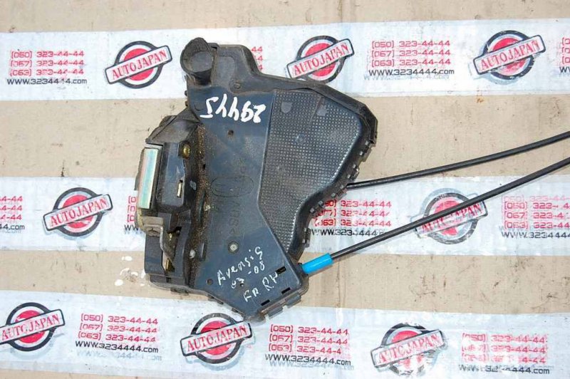 Замок двери передний правый TOYOTA AVENSIS 03-08 6903002162 Б/У