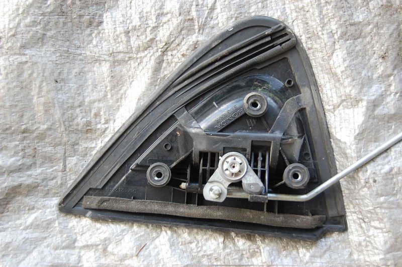 Ручка двери наружная задняя правая HONDA CIVIC 5D 06-11 72640-SMG-E02 Б/У