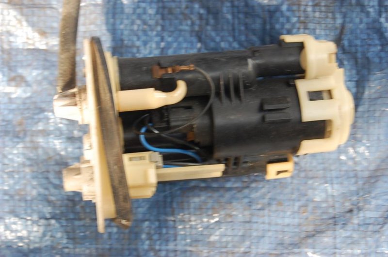 Топливный насос MITSUBISHI LANCER IX 9 03-07