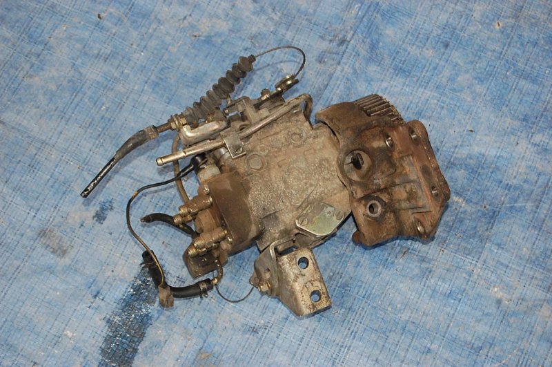 Запчасть тнвд (дизель) MAZDA E2200 E-SERIES 86-04 R201-13-800B Б/У Тнвд (дизель) MAZDA E2200 E-SERIES 86-04 R201-13-800B Б/У