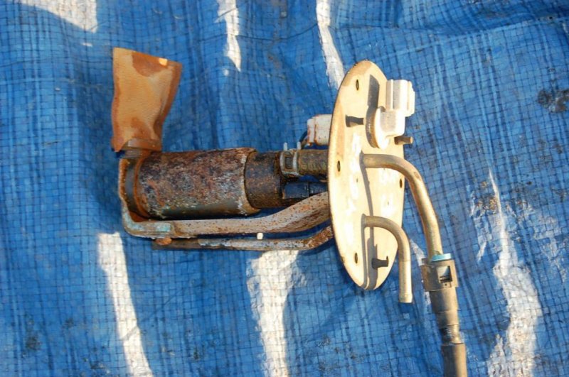 Топливный насос GALANT 97-03 Топливный насос GALANT 97-03