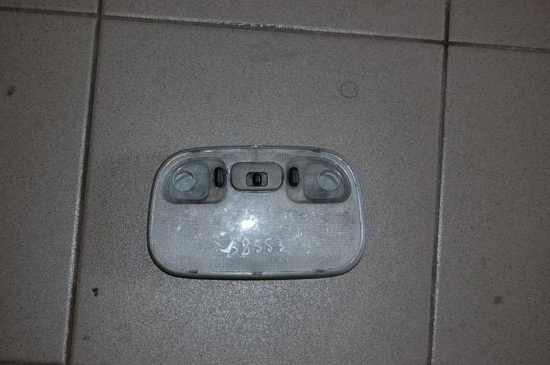 Плафон салона MAZDA 323 BJ 98-2003 B30D-51-31003 Б/У