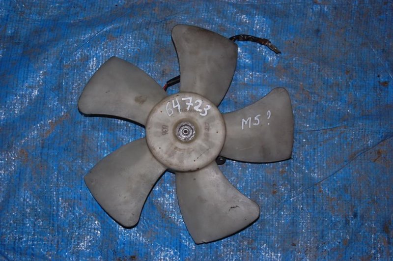 Запчасть мотор вентилятора охлаждения MAZDA 5 CR 05-10 Б/У Мотор вентилятора охлаждения MAZDA 5 CR 05-10 Б/У