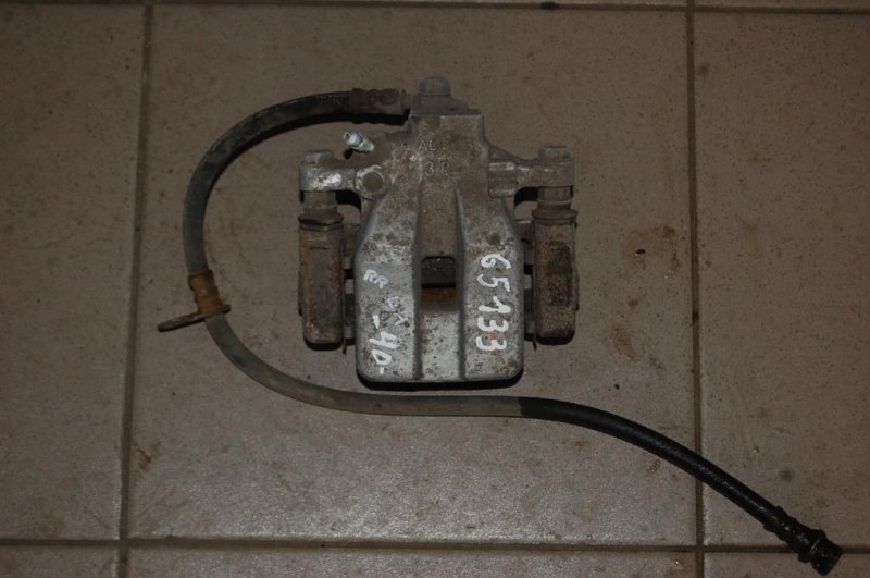 Запчасть суппорт тормозной задний левый TOYOTA CAMRY 40 06-11 47850-33210 Б/У Суппорт тормозной задний левый TOYOTA CAMRY 40 06-11 47850-33210 Б/У