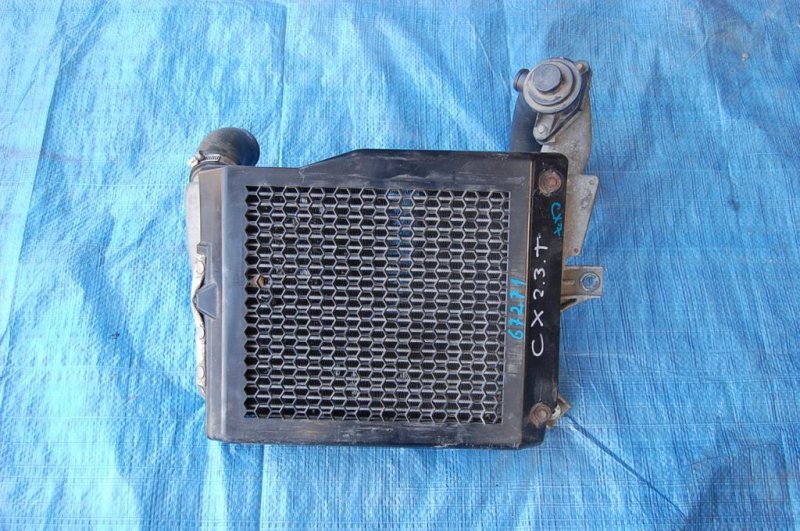 Радиатор интеркулера MAZDA CX-7 06-12 L33X-13-565A Б/У