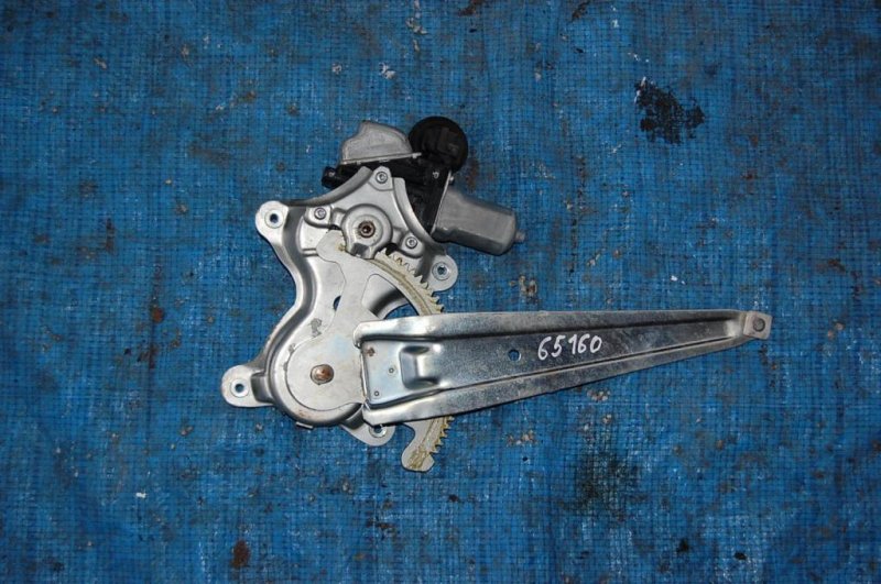 Стеклоподъемник задний правый LEXUS LX570 07-15 69803-35080 Б/У