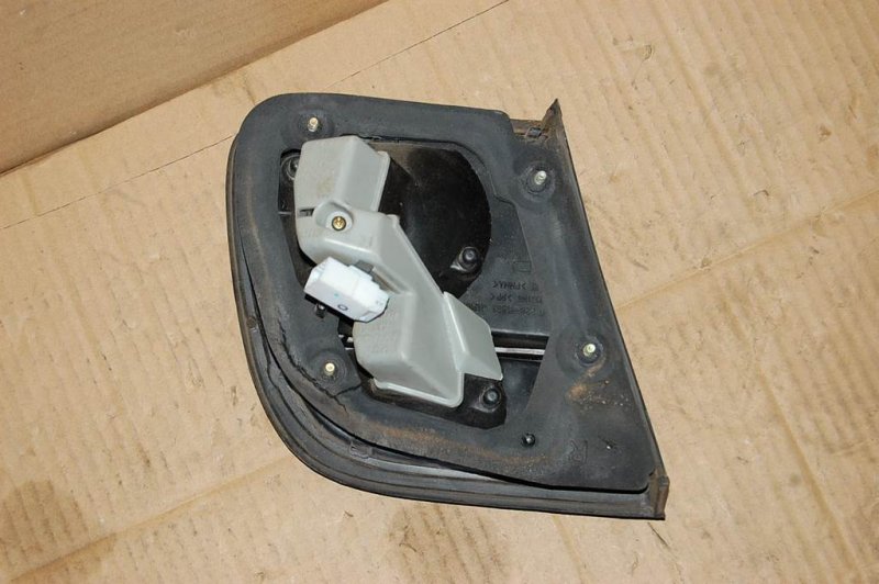 Фонарь внутренний задний правый XEDOS 9 X9 (TA) 93-02