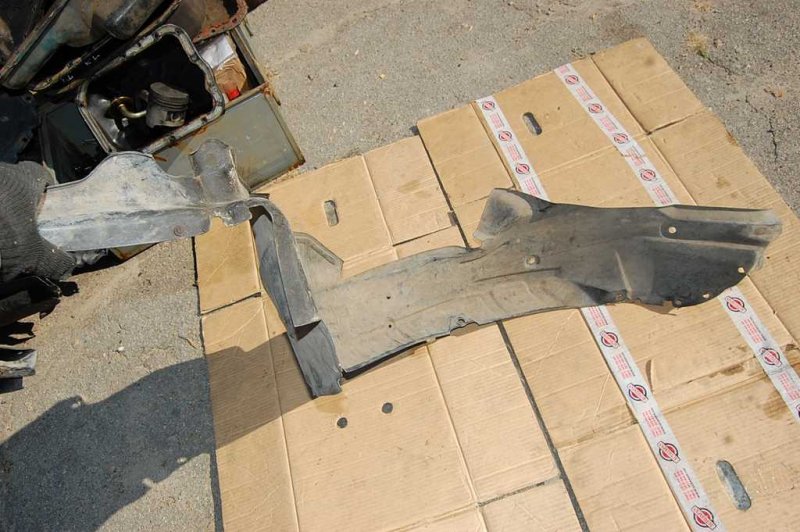 Подкрылок передний правый 626 GE 91-97 Подкрылок передний правый 626 GE 91-97