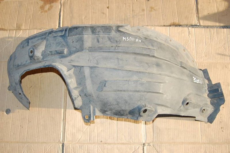 Подкрылок передний правый MAZDA 3 BK 03-08 Б/У