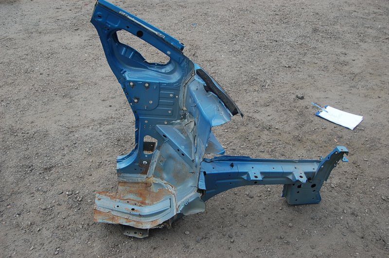 Четверть кузова передняя левый NISSAN LEAF 10-17