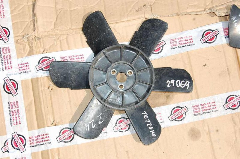 Крыльчатка вентилятора основного радиатора TOYOTA TACOMA 05-15 Б/У