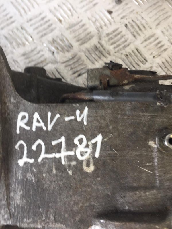 Редуктор задний RAV4 05-12