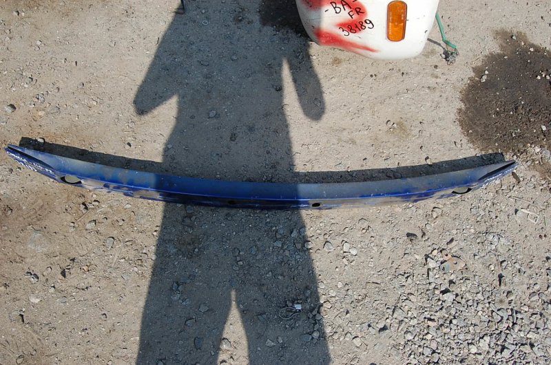 Усилитель переднего бампера TOYOTA COROLLA E110 95-00 5213112180 Б/У