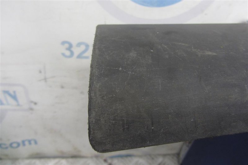 Накладка двери передняя левая RX350/450 09-15 Накладка двери передняя левая RX350/450 09-15