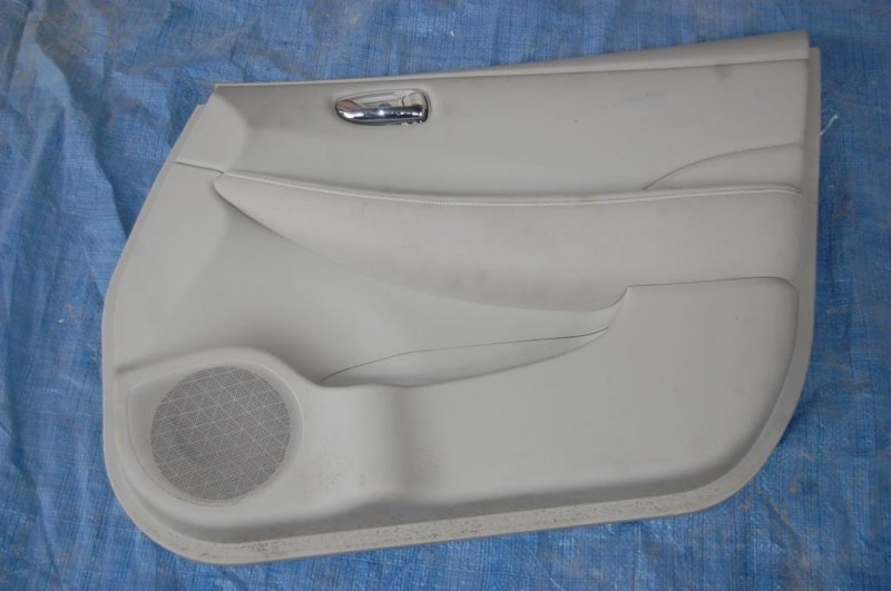 Карта двери передняя правая NISSAN LEAF 10-17 Б/У